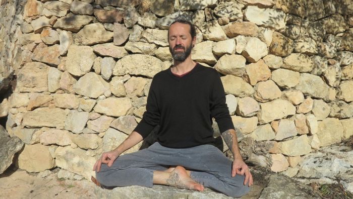 12 Daily Meditation Habits to Adopt
